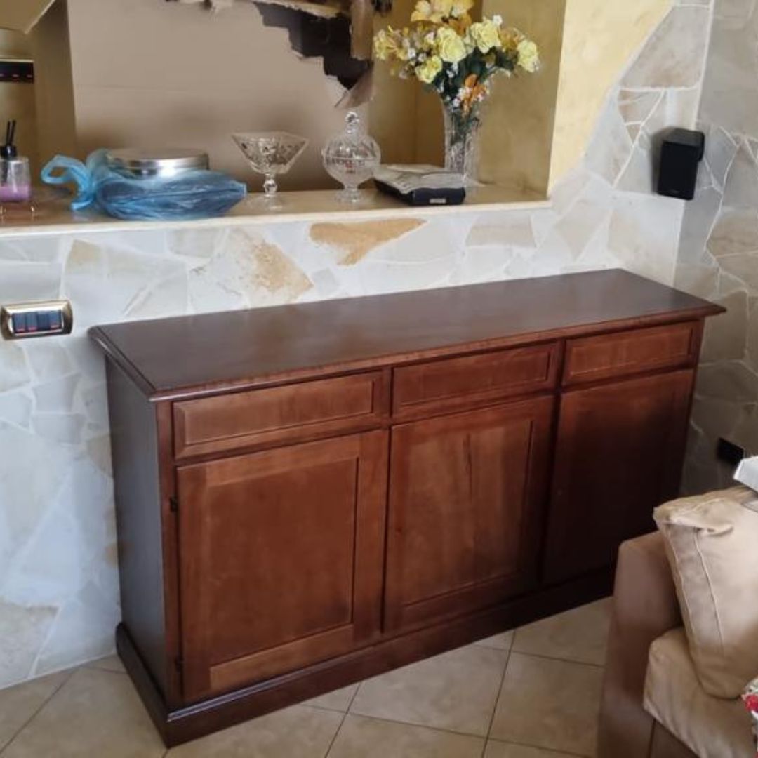 Credenza classica 3 ante e 3 cassetti in legno noce scuro stile arte povera